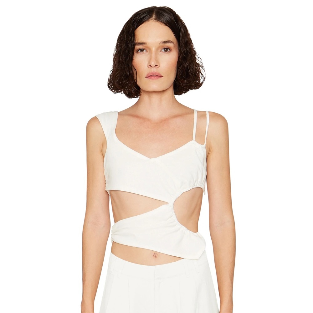 Danielle Guizio 🪐 Linen Top